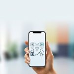 视频号直播间想引导观众进微信群，应该用普通群二维码还是微信群活码更安全？